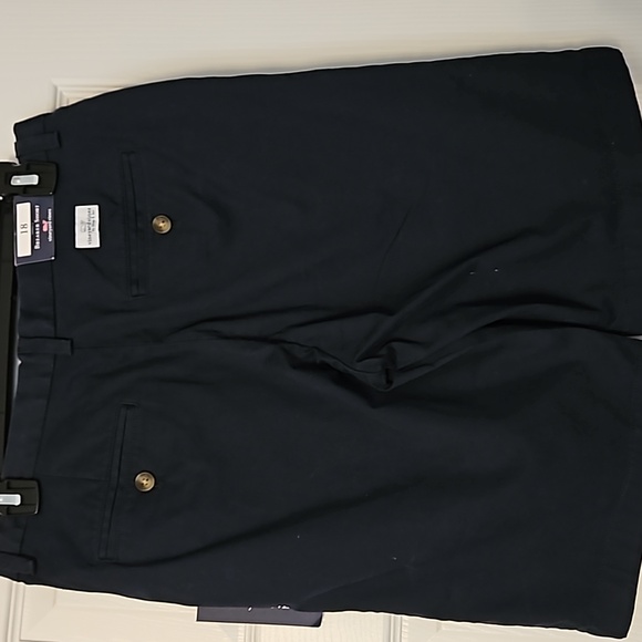 Youth 18 Vineyard vines Breaker shorts - Picture 2 of 6